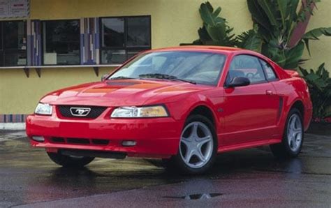 2000 Ford Mustang Review And Ratings Edmunds