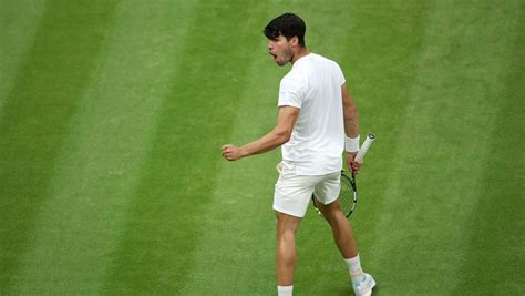 Wimbledon Carlos Alcaraz Bat Tommy Paul Et Abord Daniil