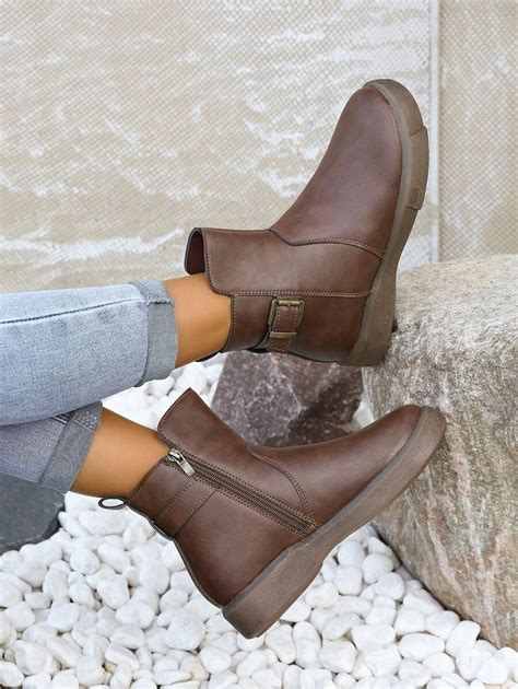 New Autumn Winter British Style Boots With Thick Soles And