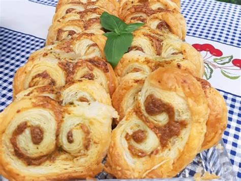 Receita Dos Palmiers Folhados Com Manjericão Receitas De Culinária Tv