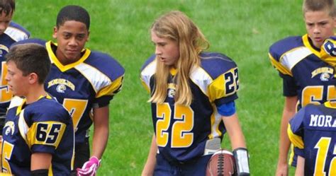 Brooke Liebsch Is Becoming The First Female Qb At Liberty North Hs