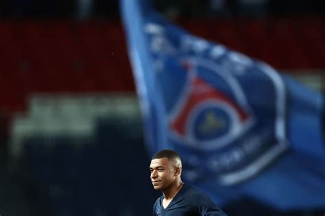 Los 212 millones que enturbian la relación entre Mbappé y el PSG y