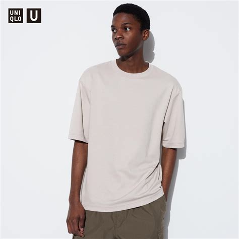 Uniqloのエアリズムコットンオーバーサイズtシャツ（5分袖） Stylehint