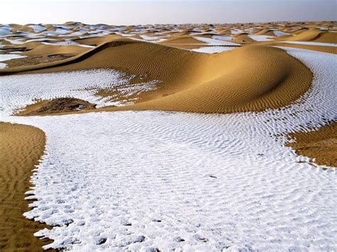 worldzone7: Snow in Desert