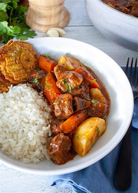 Puerto Rican Stewed Beef Tongue Lengua De Res Guisada The Noshery Recipe Beef Tongue