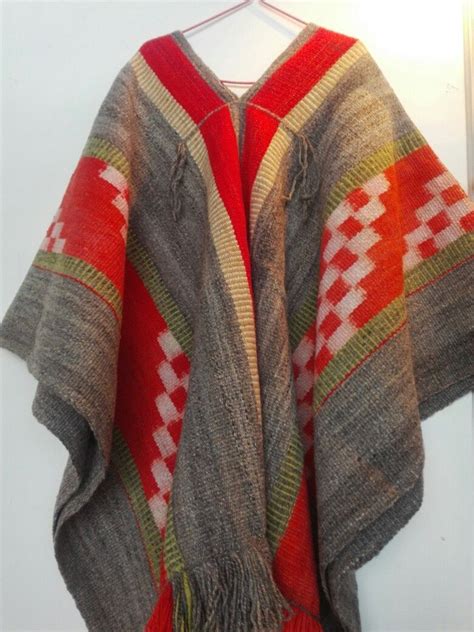 Poncho Mapuche con lana de oveja y teñidos naturales Lana Men Sweater