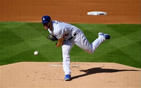 Mlb》也是二刀流？柯蕭僅失1分又敲兩安 體育 中時新聞網