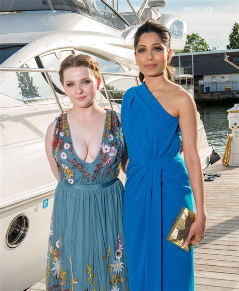 Abigail Breslin Nude Scene