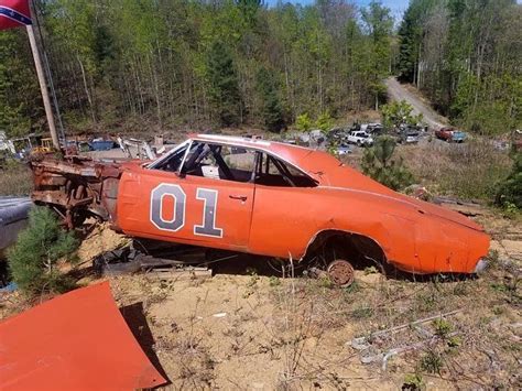 General Lee Graveyard: 'Dukes Of Hazzard' Jump Cars Spotted In Georgia ...