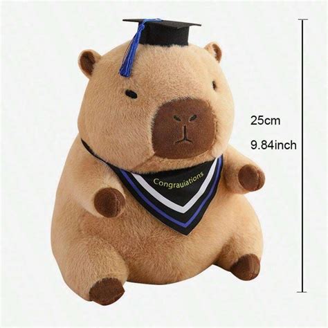 Poupée en peluche mignonne de capybara en robe et toque de graduation