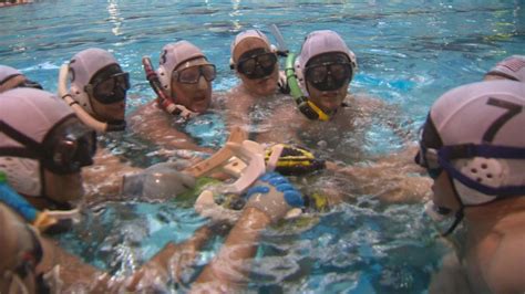 Teams vie for underwater hockey championship | 9news.com