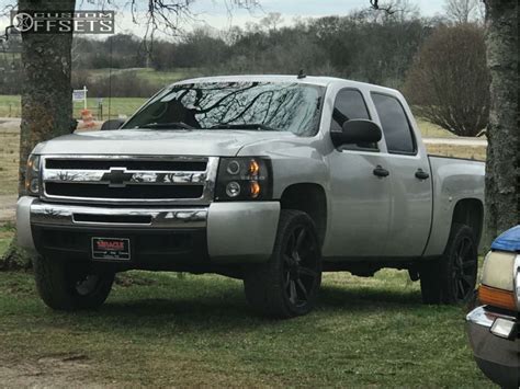 2010 Chevrolet Silverado 1500 With 22x9 5 15 KMC Slide And 305 45R22