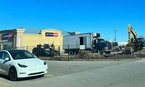 One Of Canada S Largest Tesla Superchargers Under Construction In