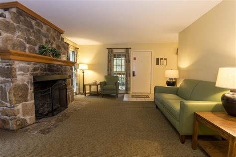 PENNYRILE FOREST STATE RESORT PARK ::: HAWKINS, KY ::: COMPARE HOTEL RATES