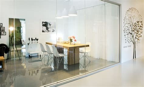 Interior Design Glass Walls – HOMYSTYLE