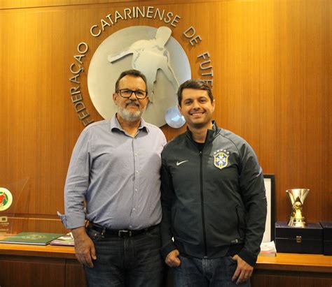 Presidente da Federação de Futebol do Espírito Santo visita a FCF