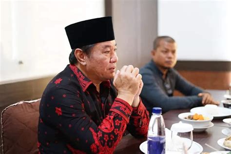 Siasat Politik Rosjonsyah Agar Tetap Bisa Maju Pilgub Bengkulu Bila