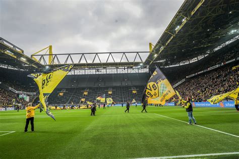 Das Derby BVB gegen Schalke können Fußballfans am 16 Mai im Fernsehen