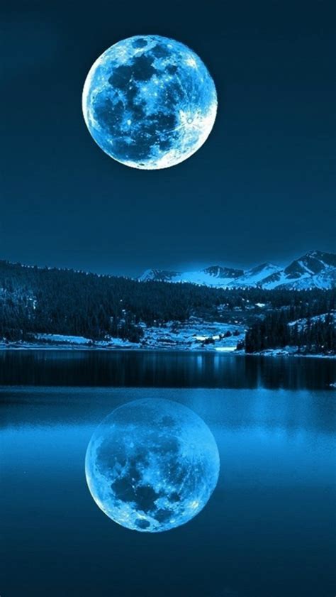 Super Moon Hanging Sky Lake Shadow iPhone Wallpapers Free Download