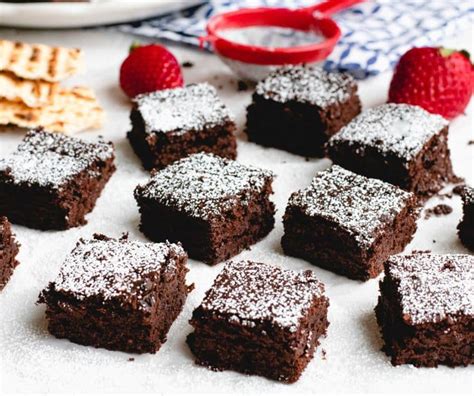 Flourless Passover Chocolate Cake