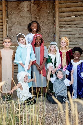 Complete Nativity Dress Up 9 Piece Costume Set Lanativ M