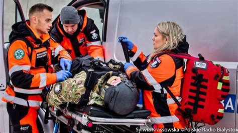 Bunt w zakładzie karnym próba odbicia więźnia strzały Ćwiczenia w