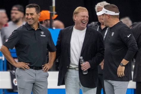 Raiders Owner Mark Davis Gives Josh Mcdaniels Resounding Vote Of