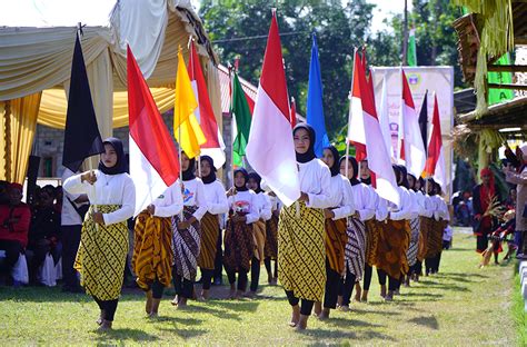 Infopublik Parade Bendera Pesona Budaya Jiko Akelamo