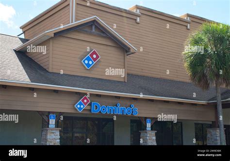 Ocala Florida Usa November 2 2023 Dominos Pizza Restaurant Domino