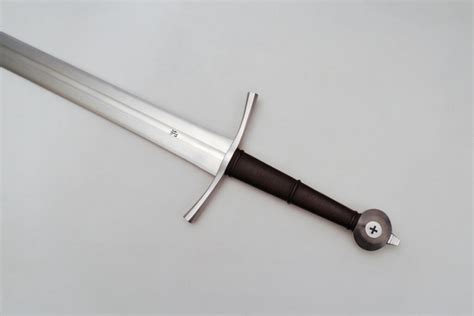 The Sankt Annen Albion Swords