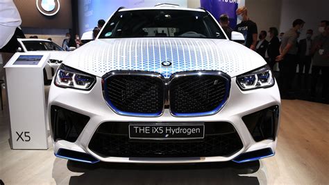 New Bmw Ix5 Hydrogen Brings Its Fuel Cells To Munich Carscoops