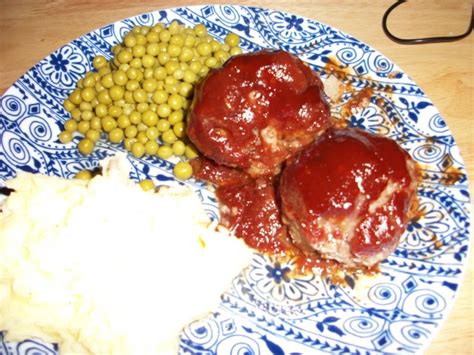 BBQ Meatballs Courtesy Of Pioneer Woman) Recipe - Food.com