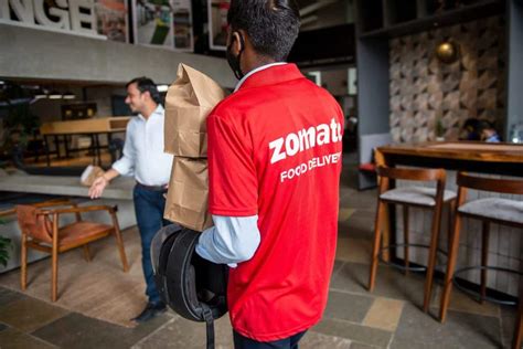 Zomato UAE offers severance packages to delivery personnel, executives ...