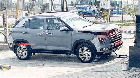 Hyundai Creta Electric Test Car Spotted While Charging Shifting Gears