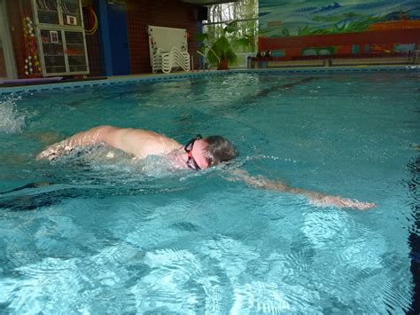 Schwimmkurs für Erwachsene Technik 2 Schwimmschule Weiss