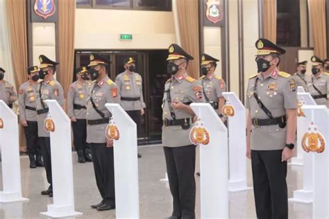 Kapolri Lantik Sejumlah Perwira Tinggi Polri Dan Kapolda Ini Daftarnya