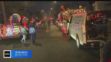 Lynn Hosts Annual Christmas Eve Parade Youtube