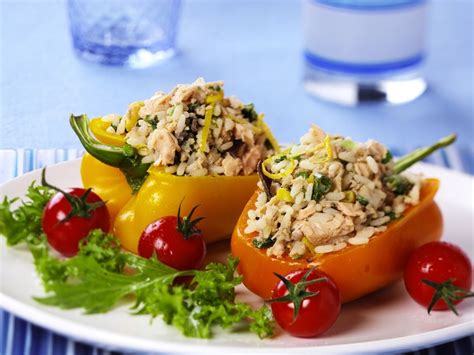 Paprika Mit Lachs Reis Gef Llt Rezept Eat Smarter