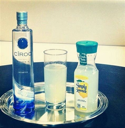 Diddy 15 Oz Ciroc Vodka 15 Oz Simply Lemonade Drinks Vodka Ciroc