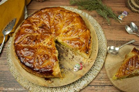 Galette des rois aux pommes Les filles à table