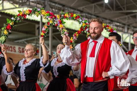 Festa Da Uva De Santa Felicidade Gazeta Horas