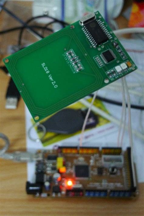 Arduino RFID time clock – Dangerous Prototypes