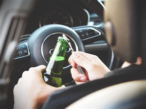 Cuál es el límite legal de alcohol para poder conducir A cuánto