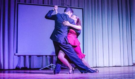 Un Abrazo De Tango Derriba Todas Las Barreras Que Te Puedas Imaginar”