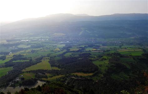 Las Antenas Del Paisaje De La Plana De Vic