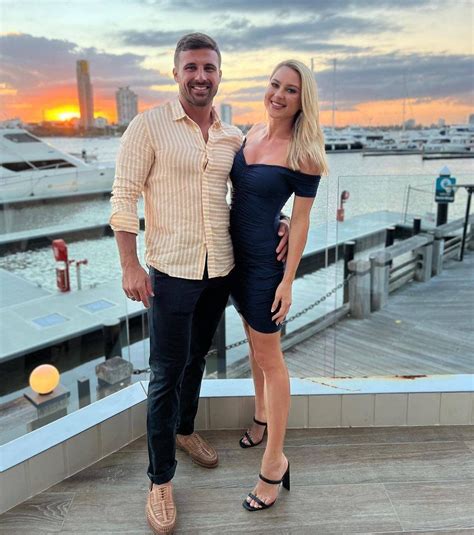 How Tall Is Ilana Collins Bio Wiki Age Husband Lingerie Model InstaMix Global