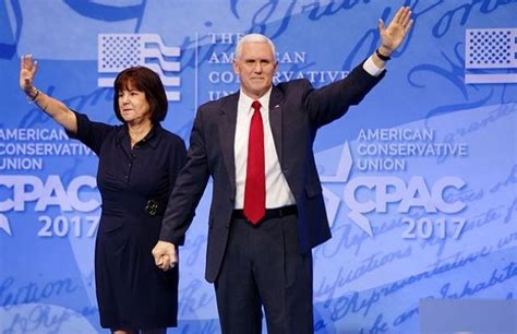 Mike Pence Height, Weight, Age, Spouse, Children, Facts