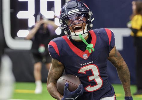 Tank Dell Injury Update Latest News Surrounding The Texans WR