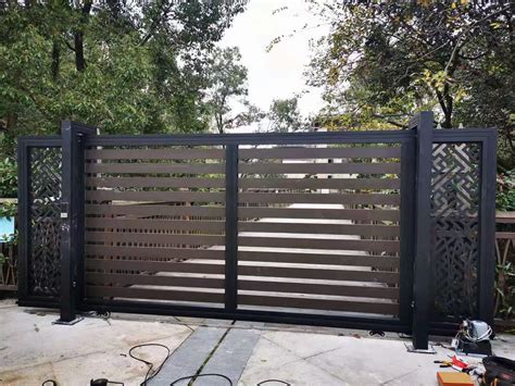 Modern Outdoor Aluminum Fence Gate Designs - Automatic Gate Supplier (CXHA)