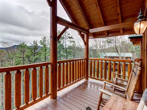 Magnificent Mountain Cabin with Priceless Views in Sevierville, TN